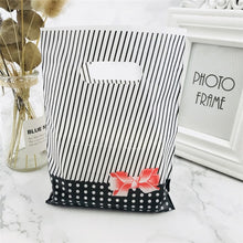 Load image into Gallery viewer, More Pattern Jewelry Plastic Bag With Handles 15x20cm Wedding Gift Thick Boutique Gift Shopping Packaging Plastic Handle Bag